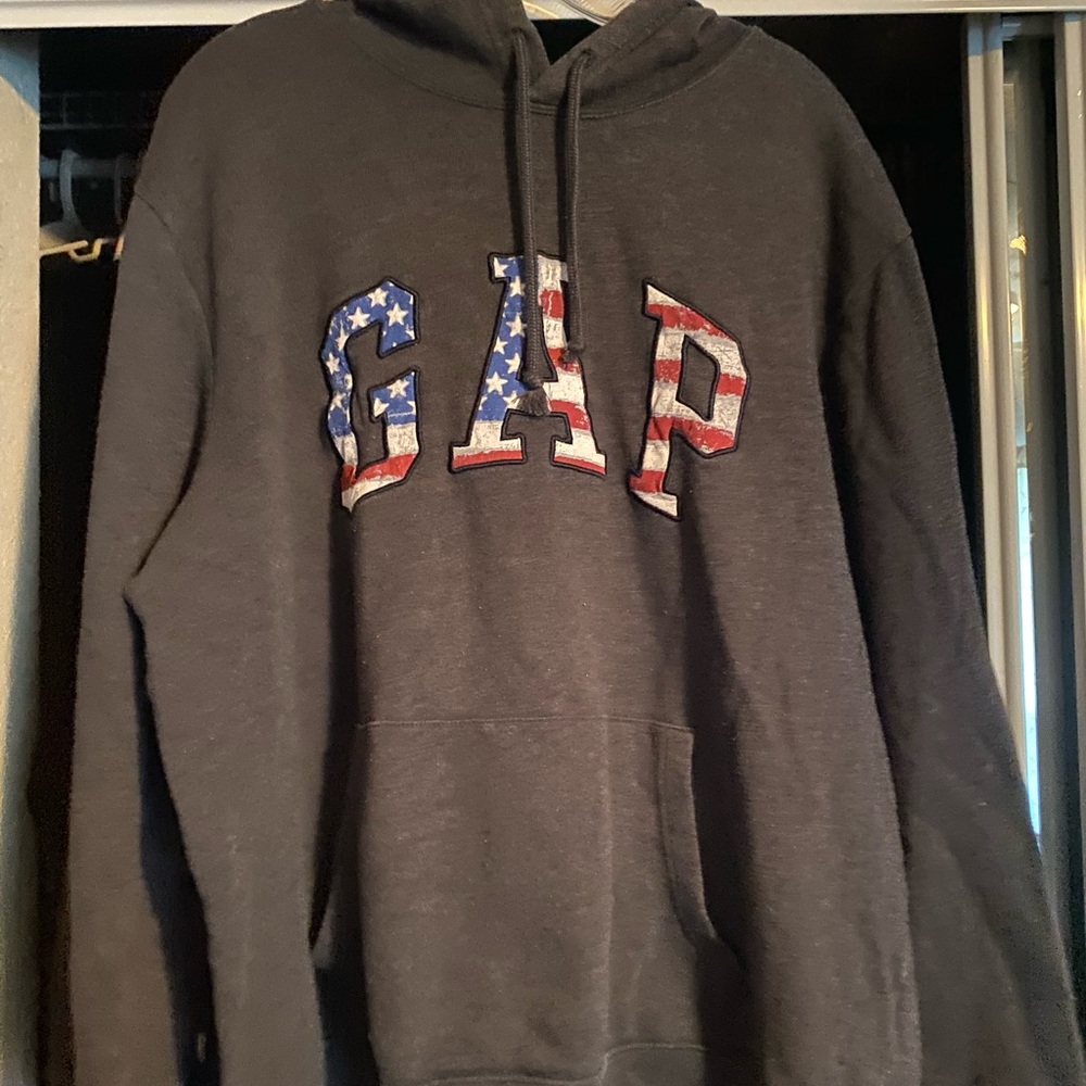 GAP hoodie